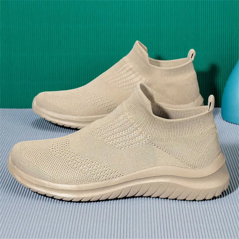Beige Soft New Novelty Tennis  - Men Formal Wear Shop 评论和价格